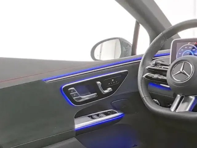 Mercedes-Benz EQE 300