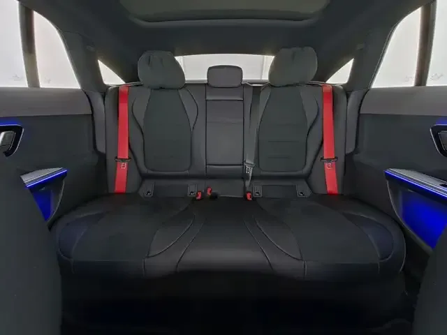 Mercedes-Benz EQE 300