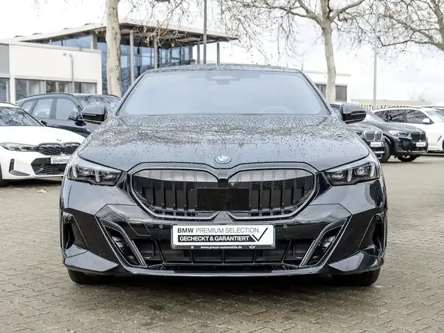 BMW 550