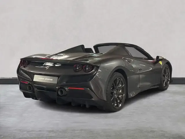 Ferrari F8 Spider