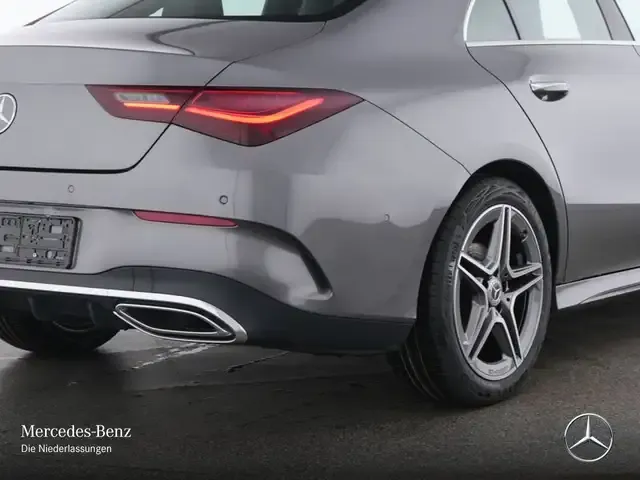 Mercedes-Benz CLA 180