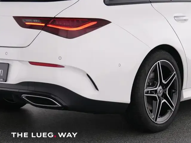 Mercedes-Benz CLA 200