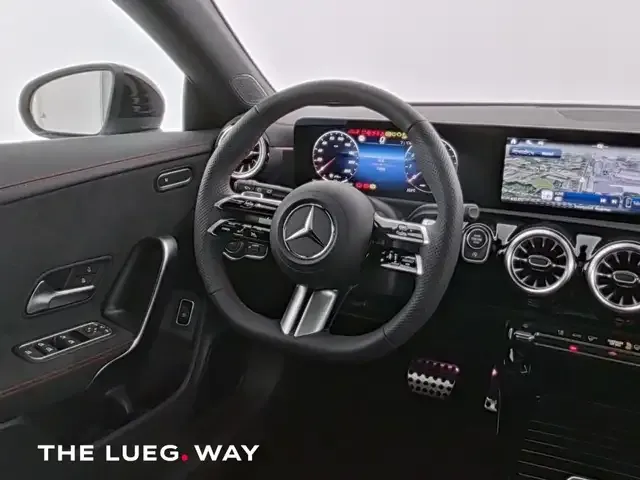 Mercedes-Benz CLA 200