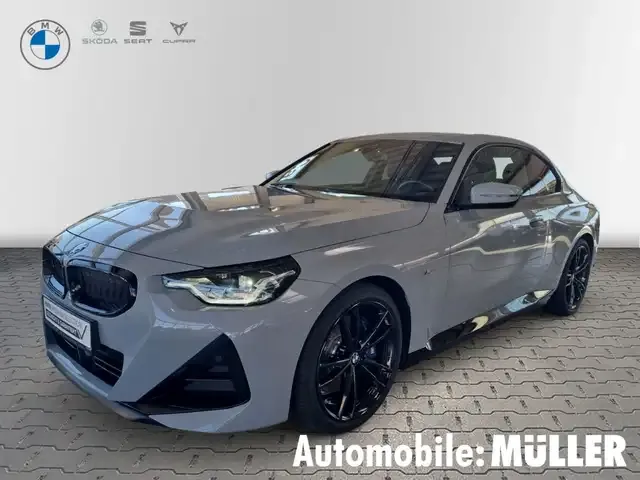 BMW 220