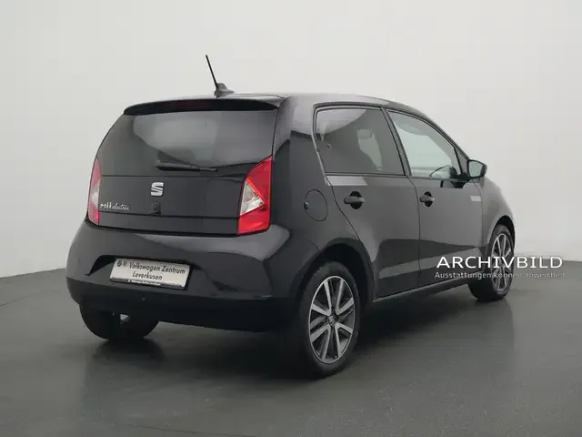 SEAT Mii