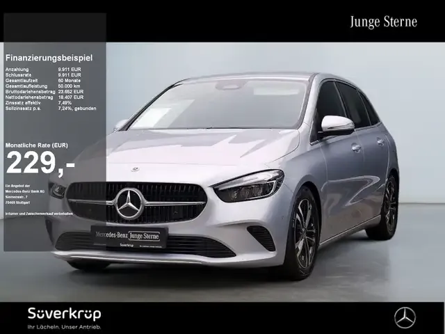 Mercedes-Benz B 180