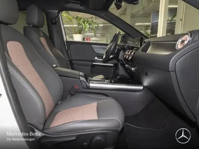 Mercedes-Benz EQA 350