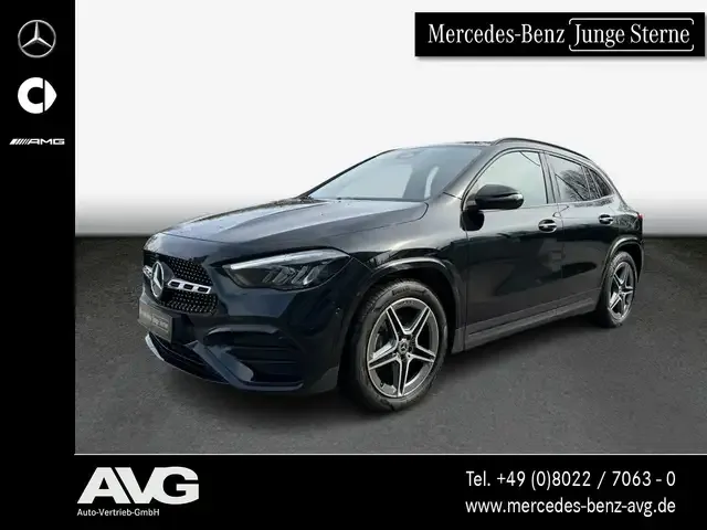 Mercedes-Benz GLA 220