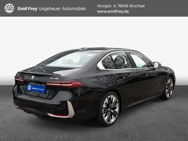 BMW i5