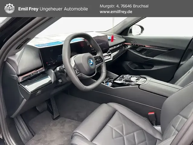 BMW i5