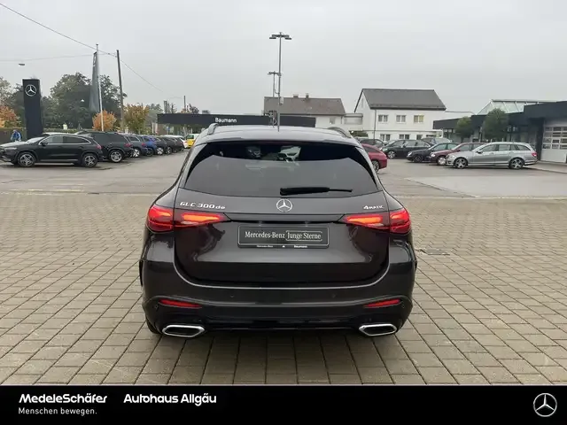 Mercedes-Benz GLC 300