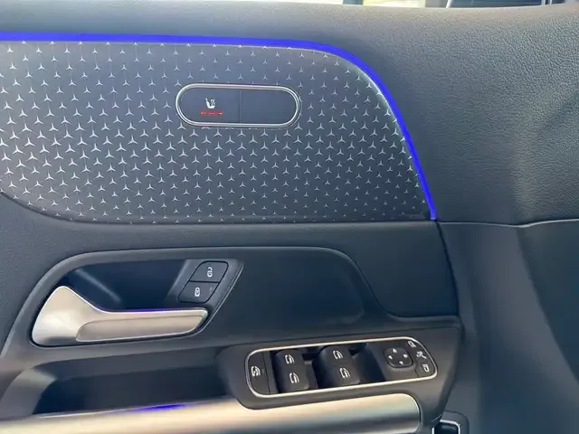 Mercedes-Benz B 220