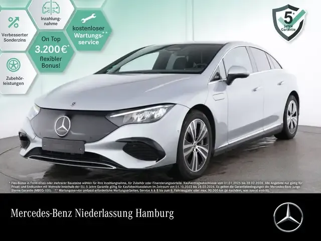 Mercedes-Benz EQE 300