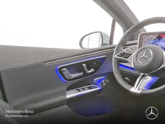 Mercedes-Benz EQE 300