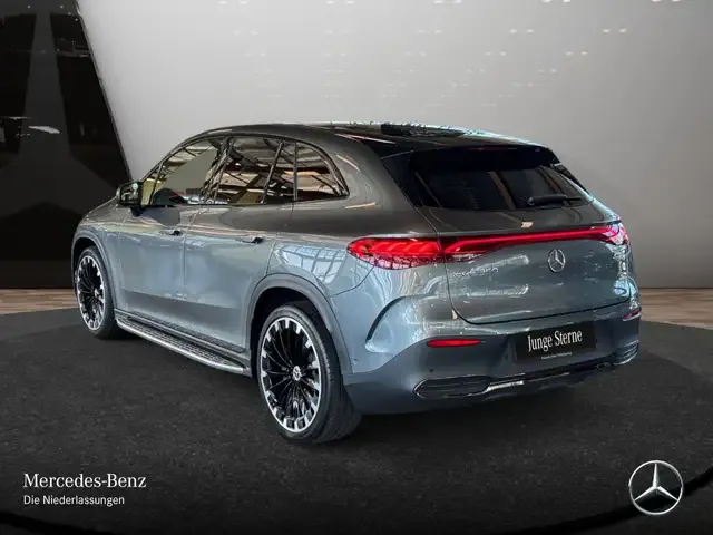Mercedes-Benz EQE SUV