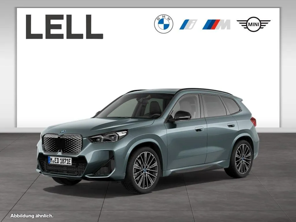 BMW iX1