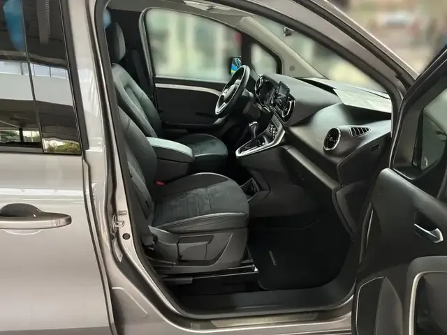 Mercedes-Benz T-Class