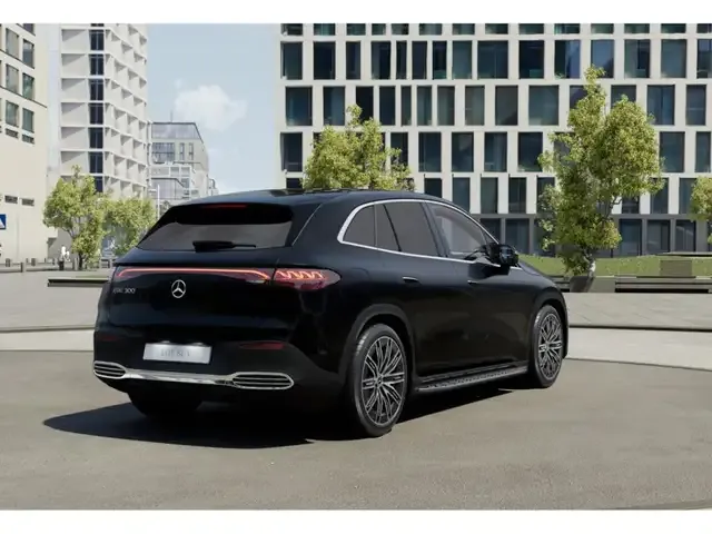 Mercedes-Benz EQE SUV