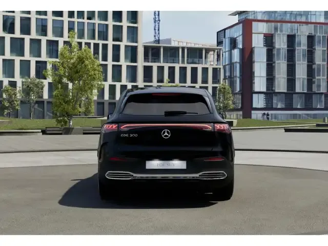 Mercedes-Benz EQE SUV