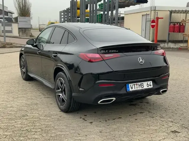 Mercedes-Benz GLC 220