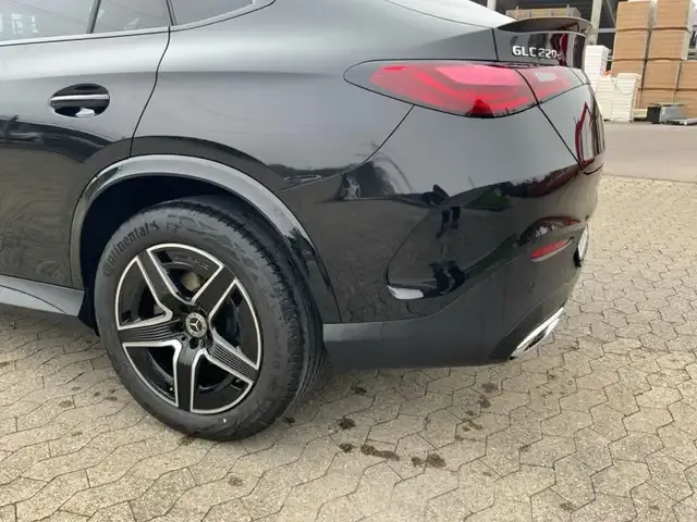 Mercedes-Benz GLC 220