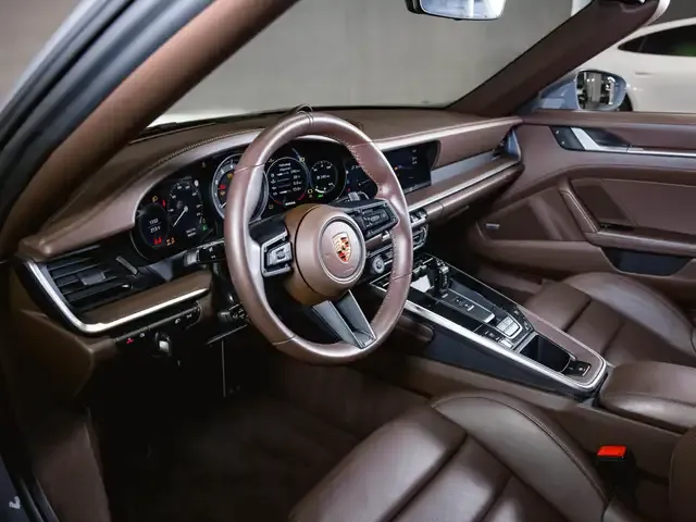 Porsche 992