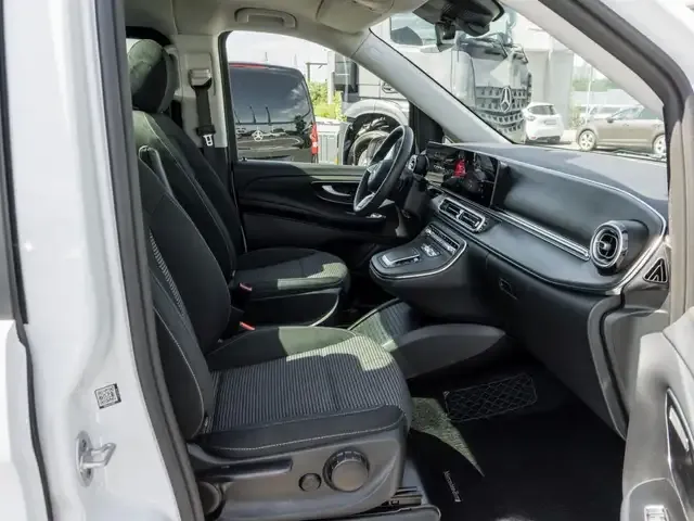 Mercedes-Benz EQV 300