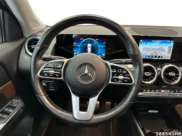 Mercedes-Benz GLB 200