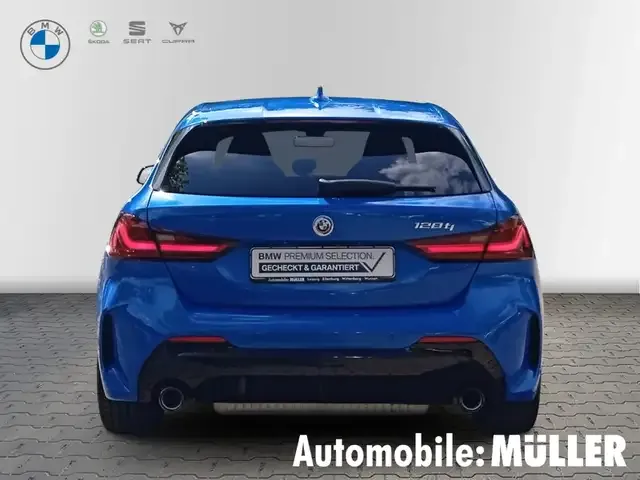 BMW 128