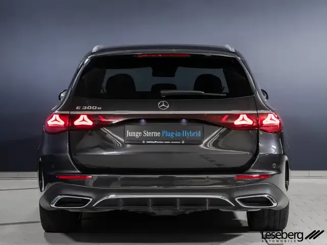 Mercedes-Benz E 300