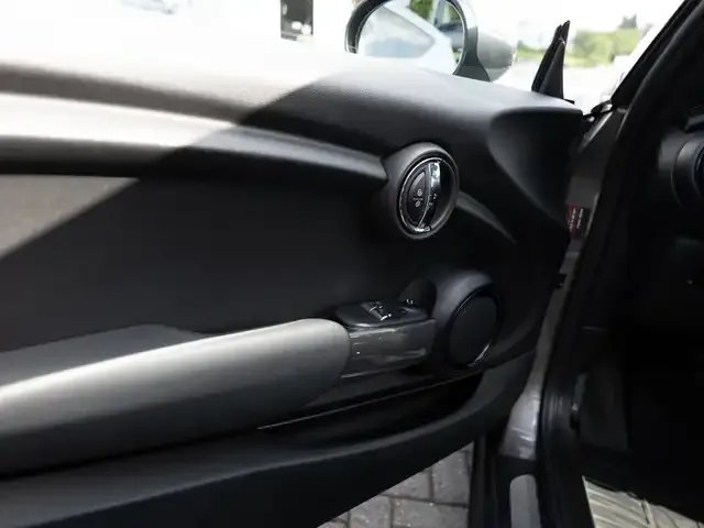 MINI One