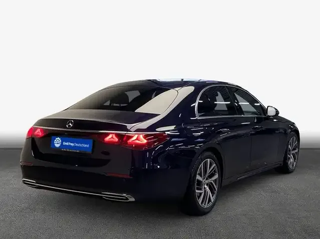 Mercedes-Benz E 220