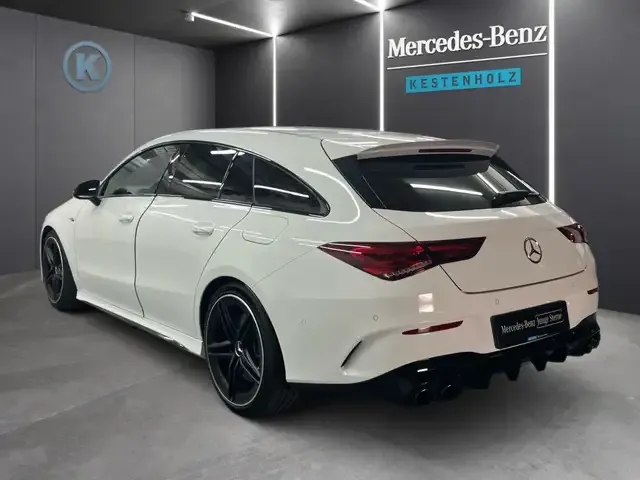 Mercedes-Benz CLA 45 AMG