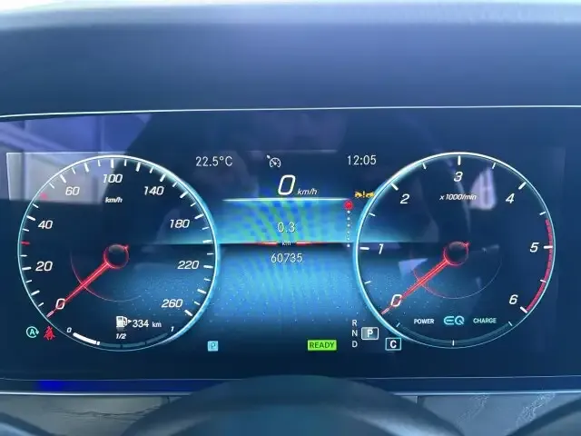 Mercedes-Benz E 220