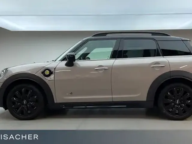 MINI Cooper SE Countryman