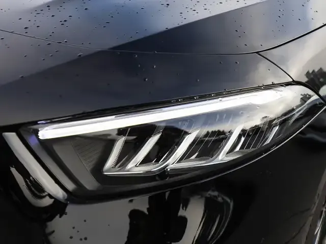 Mercedes-Benz A 220