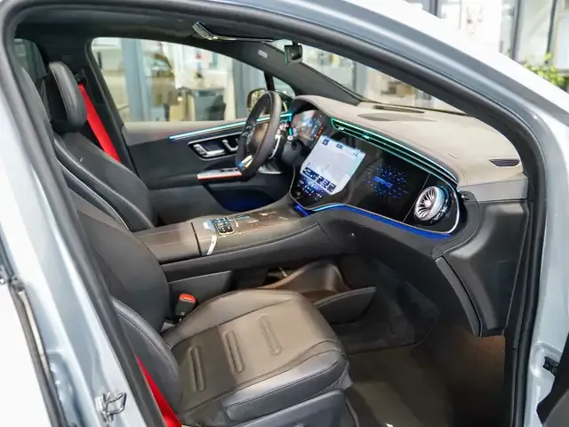 Mercedes-Benz EQE 53