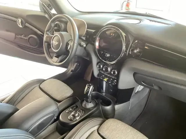 MINI Cooper SE