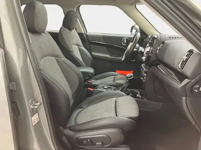 MINI Cooper SE Countryman