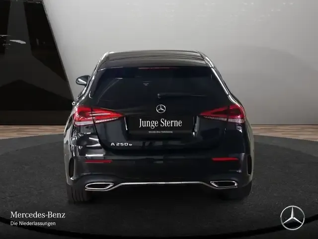 Mercedes-Benz A 250