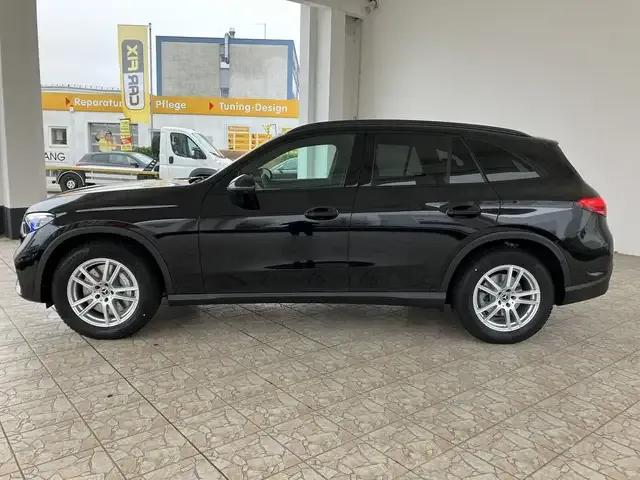 Mercedes-Benz GLC 220