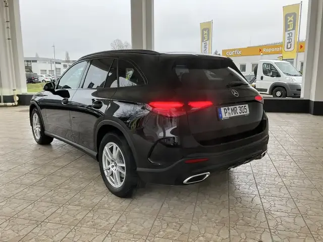 Mercedes-Benz GLC 220