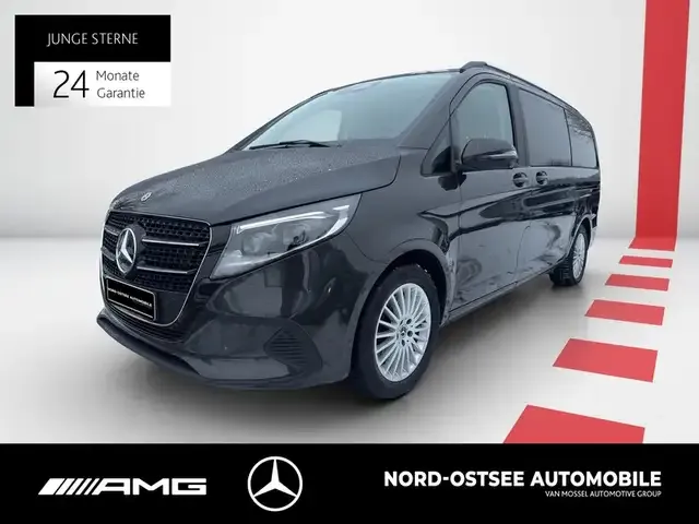 Mercedes-Benz V 220