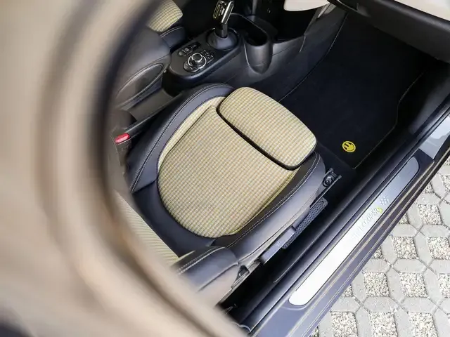 MINI Cooper SE