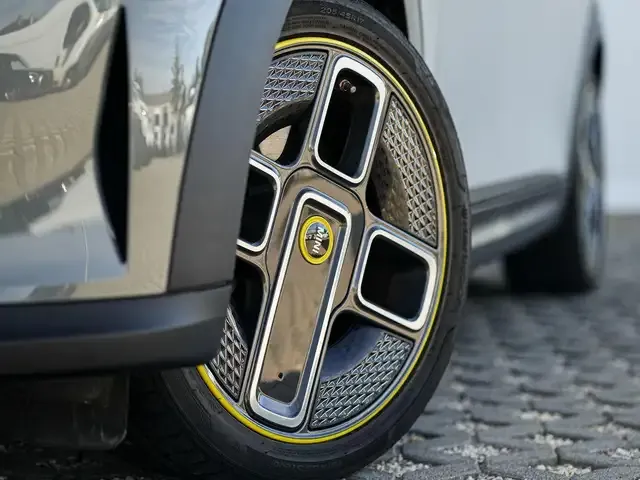 MINI Cooper SE