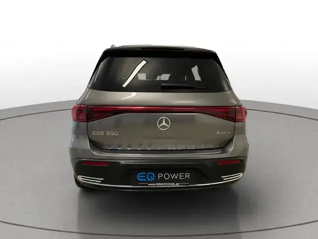 Mercedes-Benz EQB 300