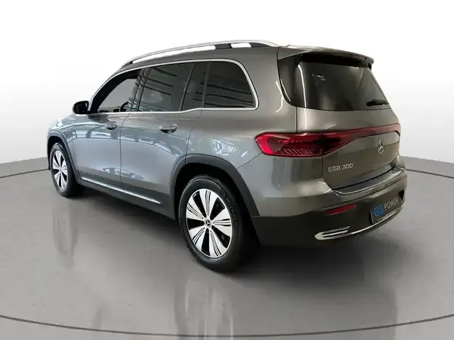 Mercedes-Benz EQB 300