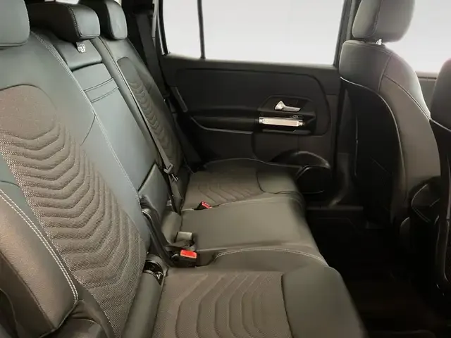 Mercedes-Benz EQB 300