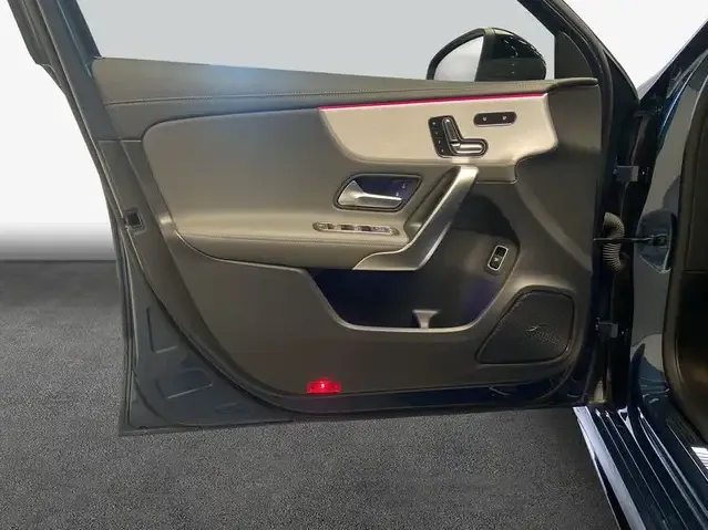 Mercedes-Benz A 35 AMG