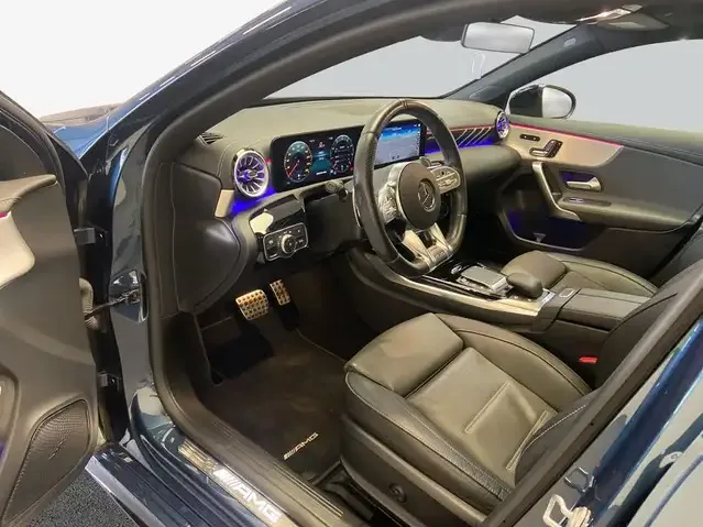 Mercedes-Benz A 35 AMG